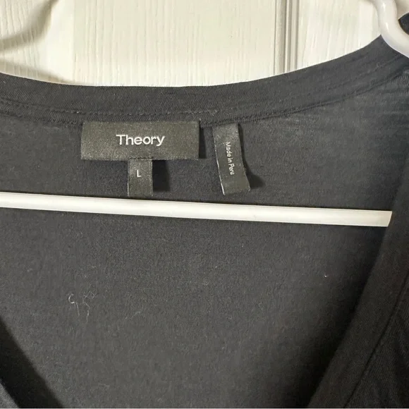 Theory Black V-Neck Short Sleeve Tee - Picture 4 of 6